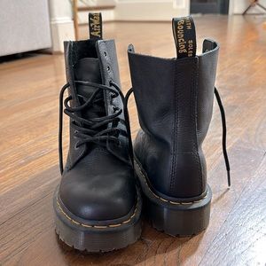 New W/O tags Dr.Martens sz 7